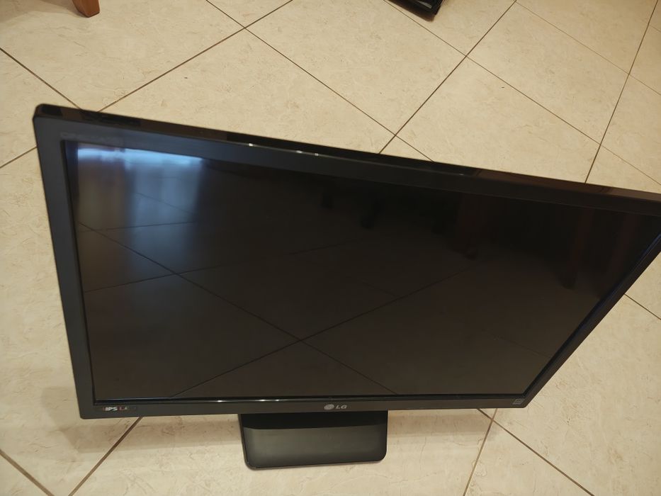 Memória RAM  16 gigas e monitorlg