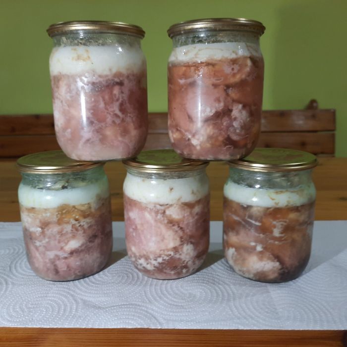 Домашня тушонка продається