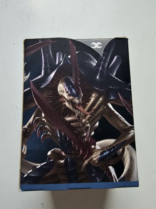 Warhammer 40,000 Tyranids – Collector's Box / Pudełko kolekcjonerskie