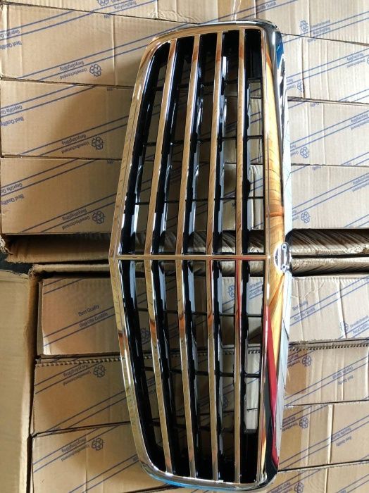 Решетка решітка решотка радиатора Mercedes w211 ресталинг АвтоРазборка