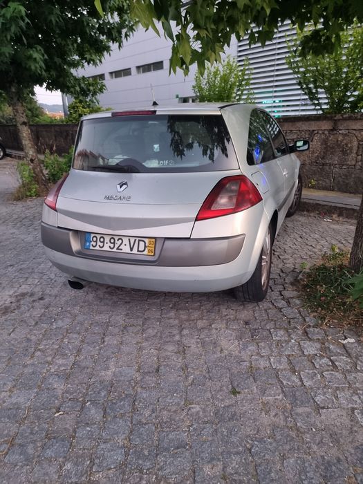 Carro.    barato