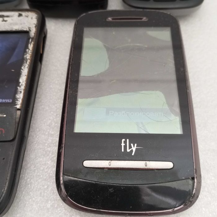 Одним лотом= 570 грн!. Кнопочные телефоны.