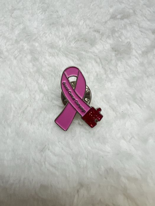 Broszka różowa wstążka
