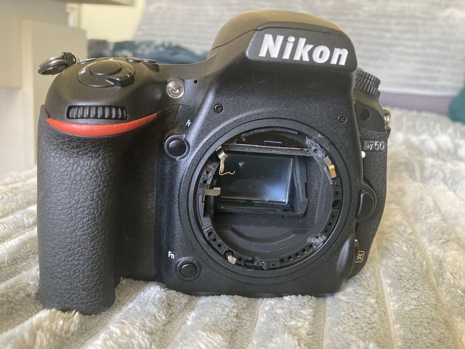 Nikon d750 body uszkodzone gniazdo