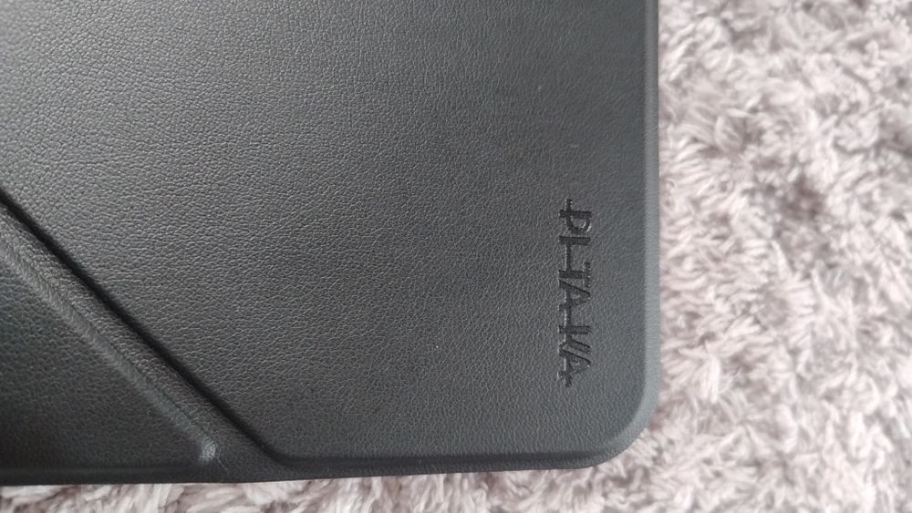 Etui magnetyczne Pitaka do iPad Air 11