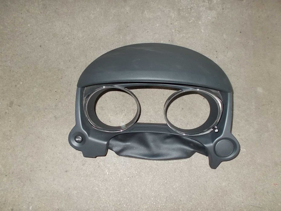 Osłona licznika daszek Mitsubishi ASX 1.6