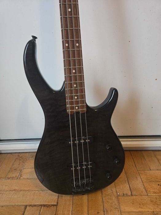 Gitara basowa Peavey Millennium BXP