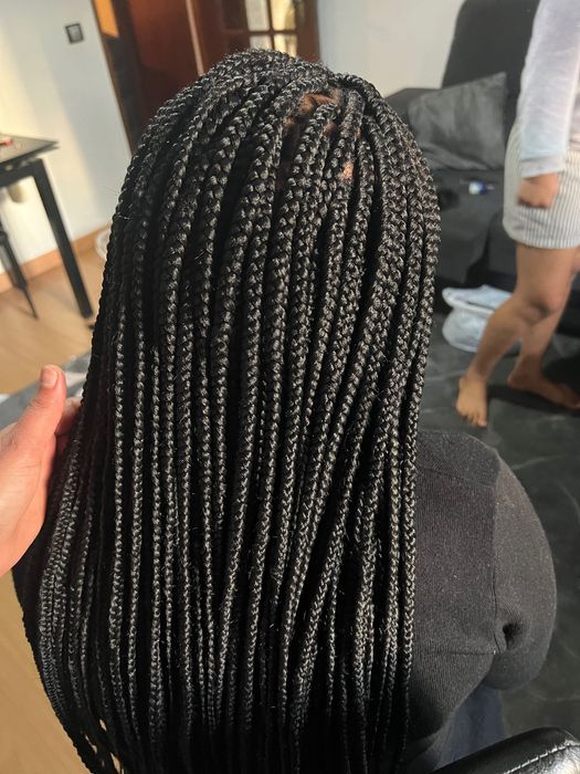 Faço tranças ao domicílio