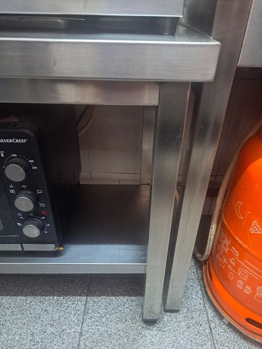 Móvel sem eletrodomésticos