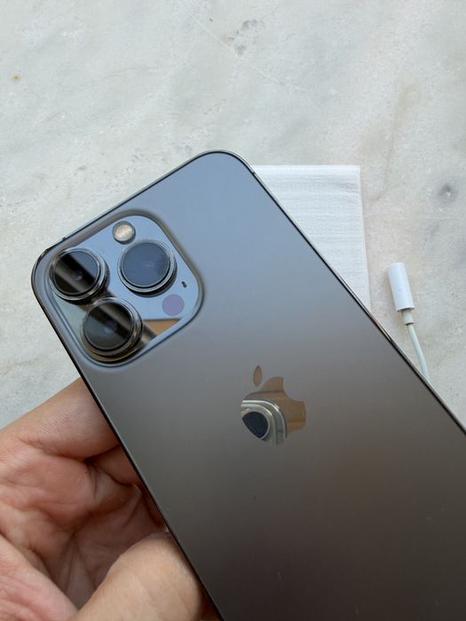 Iphone 13 Pro 256GB e Adaptador Lightning