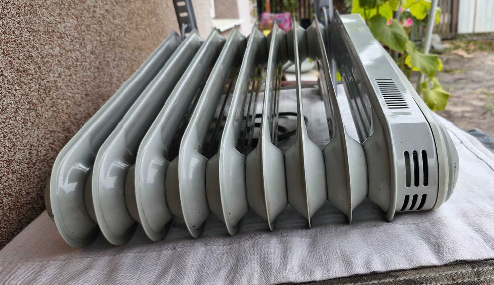 Обігрівач.Оливний (масляний) радіатор SCARLETT SC-1151