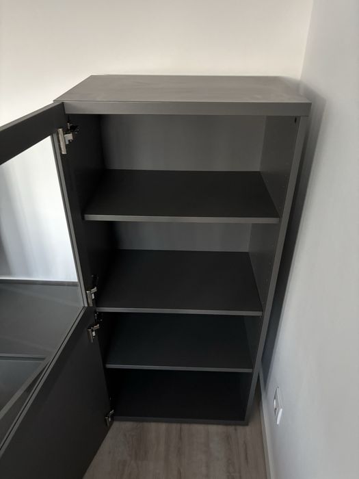 Cristaleira Cinzenta