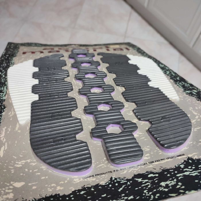 Surf deck tail pad - novo