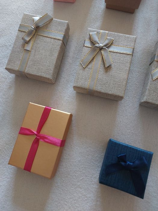 Lote 24 caixas p/ Jóias