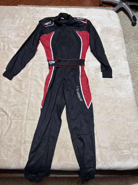 Fato Kart usado 1 VEZ