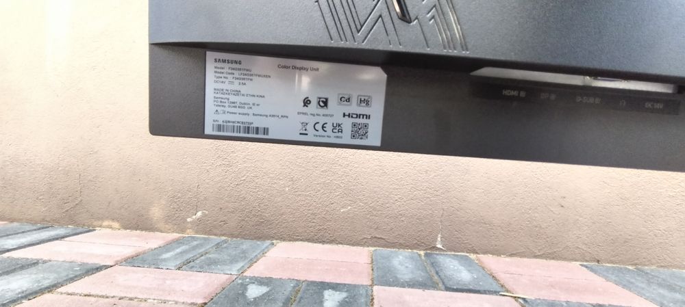 Monitor Samsung uszkodzony