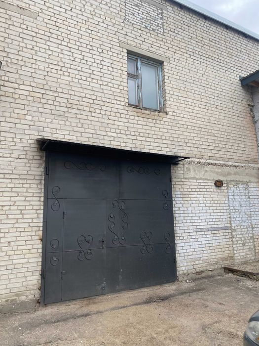 Сдам в аренду помещение 100кв.м, под СТО, СКЛАД, МАСТЕРСКУЮ: 100 грн ...