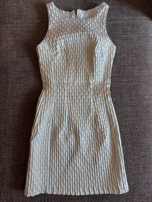 Sukienka srebrne łuski