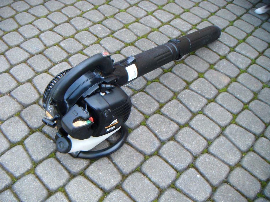 Spalinowy Odkurzacz do liści-DMUCHAWA-McCULLOCH-GBV 325