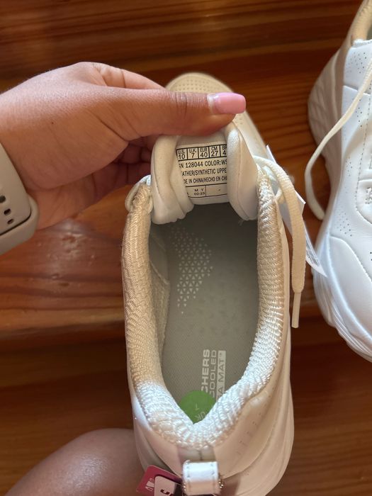 Взуття жіноче 40 SKetchers