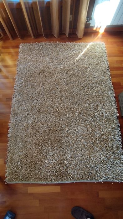 Tapete carpete beje dourado