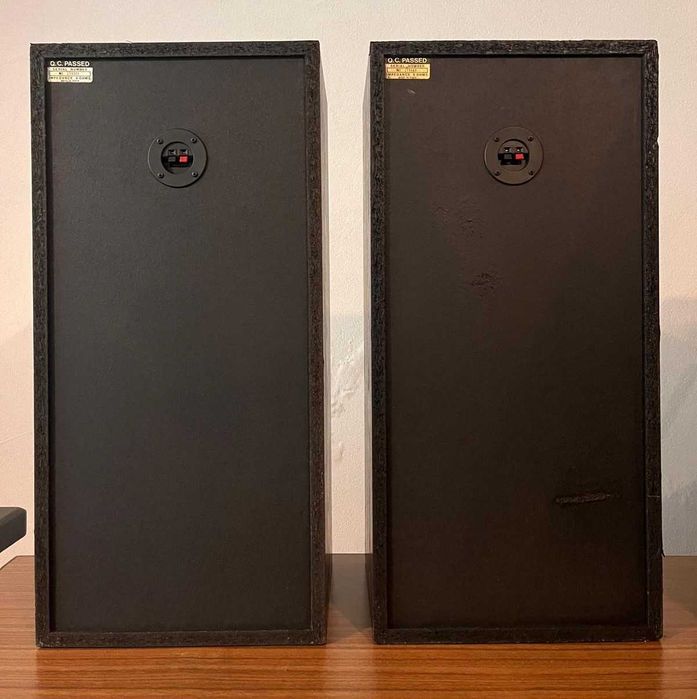 Colunas Altifalantes Sanyo SX830AV