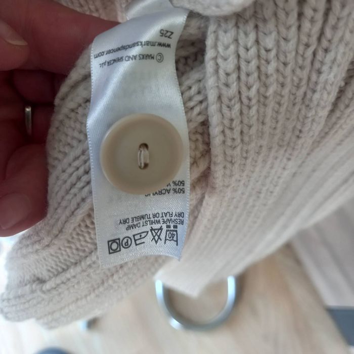 Elegancki sweterek beżowy Marks & Spencer r. 44