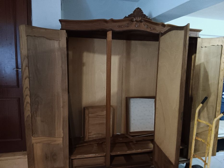 Armário de 3 portas