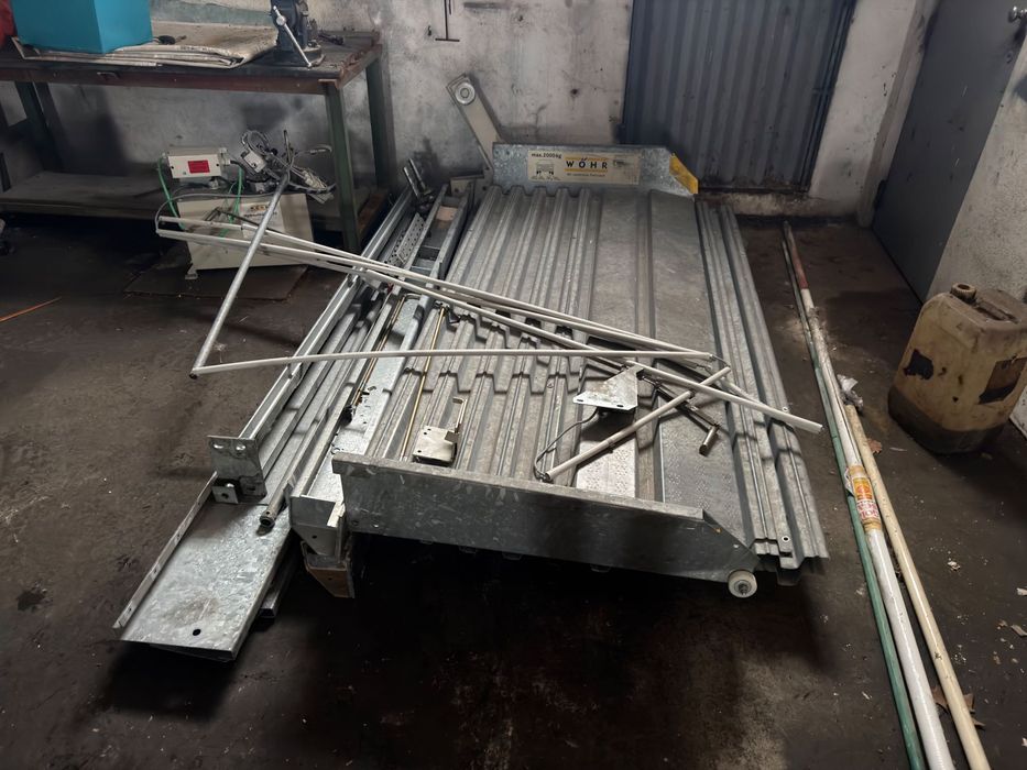 Elevador de Parque/Garagem WOHR 2000kg