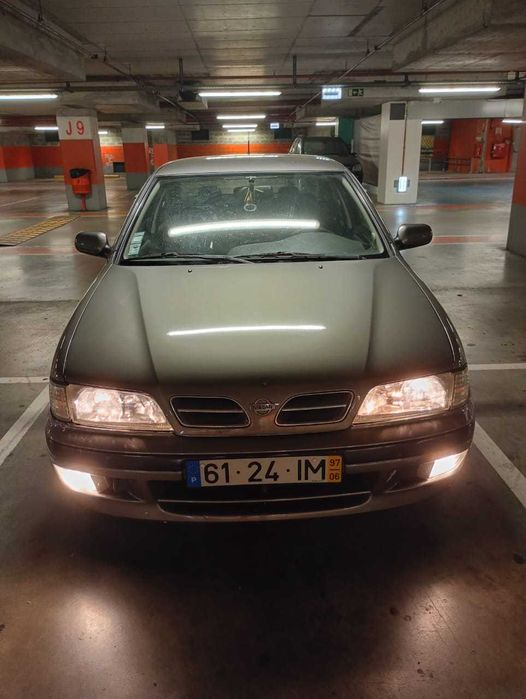 Vendo Nissan primeira em excelente Estado