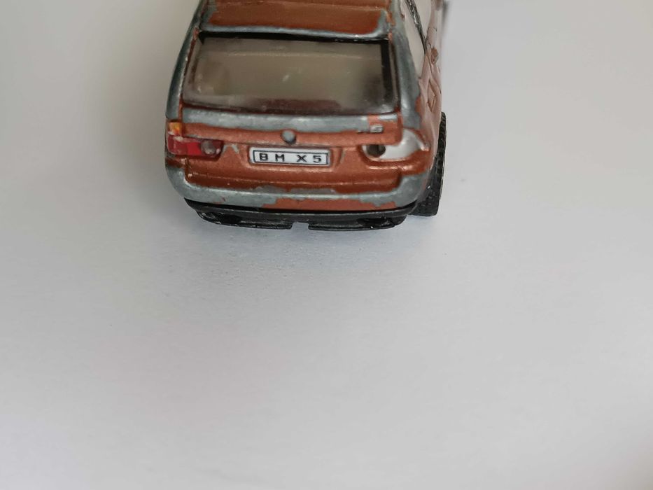 Модель автомобиля  игрушка BMW X5
