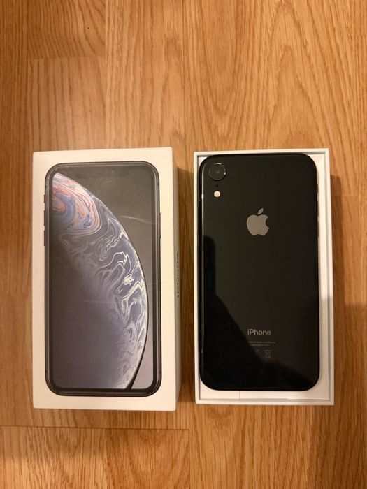 iPhone XR 128GB Preto