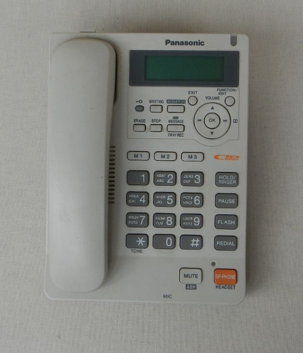 Телефон Panasonic 2570 с автоответчиком