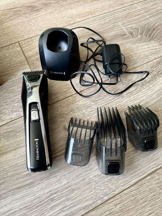 Remington машинка для стрижки, повний комплект