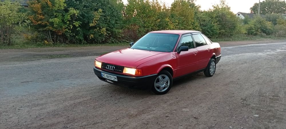 Продам Ауді 80..