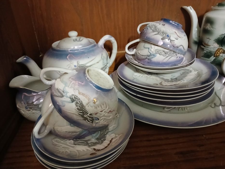 Dishware Services445211780600965121