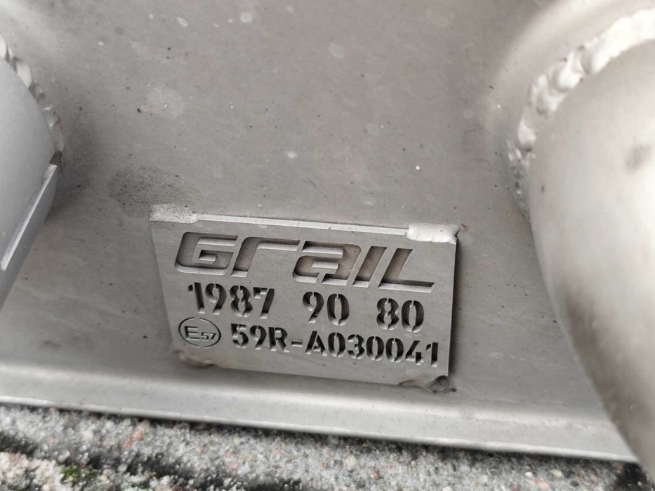 Chevrolet Camaro 6 generacji wydech Grail