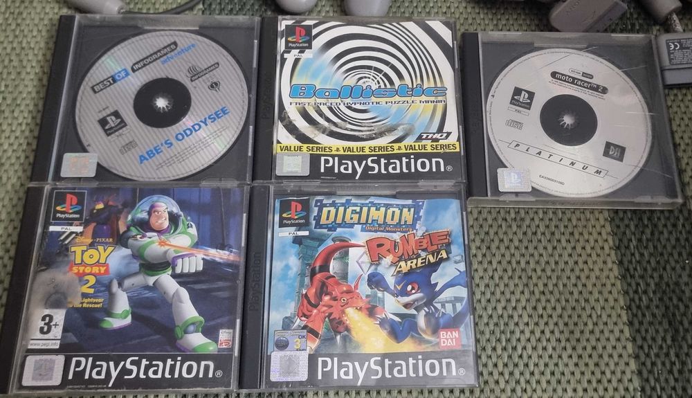 Lote PlayStation: Consola PSone + PS1 Original + Jogos
