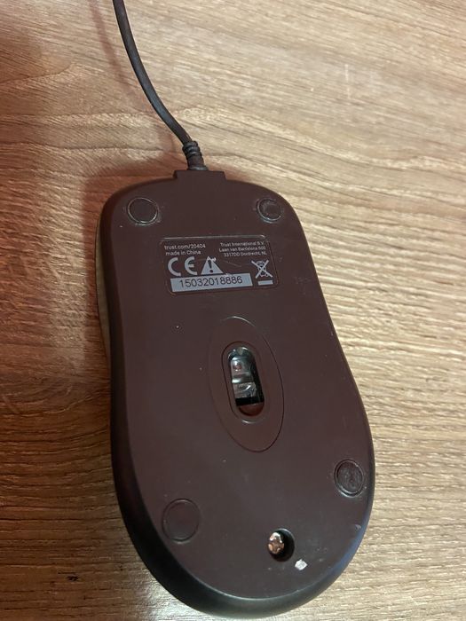 Компʼютерна мишка Trust.