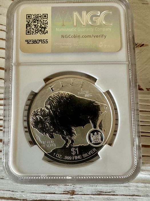 Монета набор 2023 Американский бизон ( Буффало ) NGC PF70 Сербро