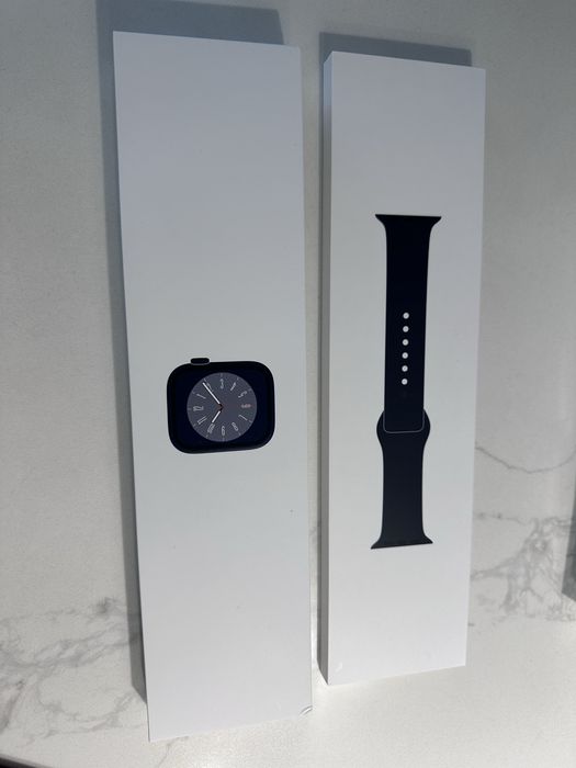 Apple Watch Serie 8 - 45 mm