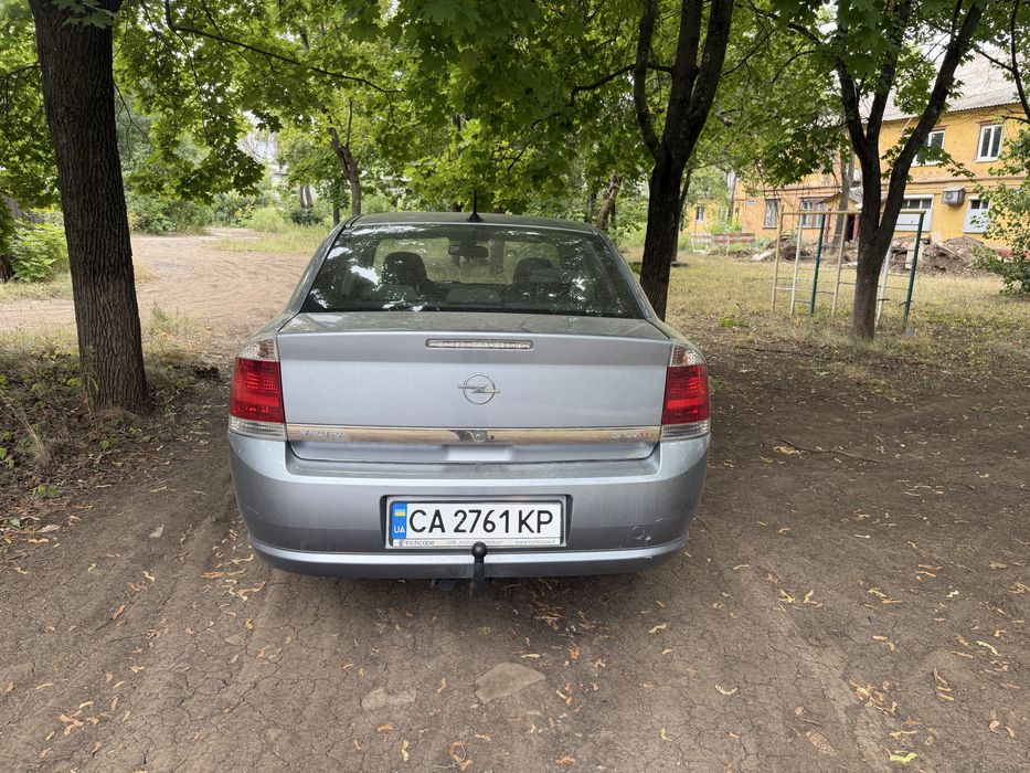 Продам Opel Vectra C рест 1.9 дизель автомат