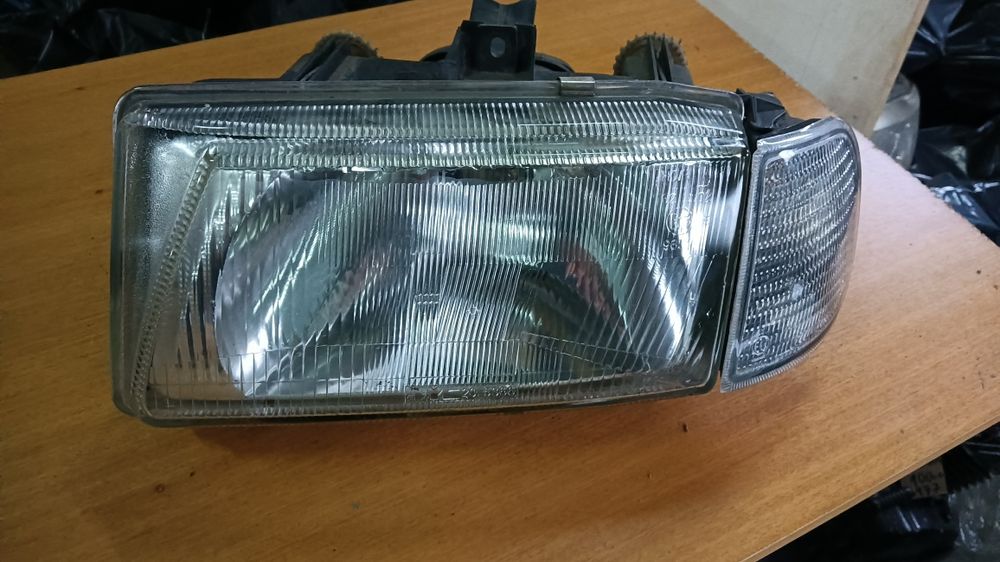 Ótica SEAT ibiza farol esq. Óptica 1995