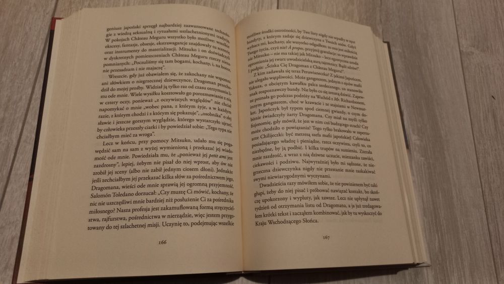 Szelmostwa niegrzecznej dziewczynki Mario Vargas Llosa twarda