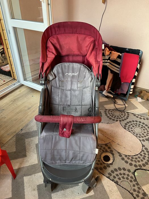 Коляска дитяча.