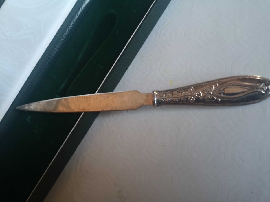 1 abre cartas com cabo em prata