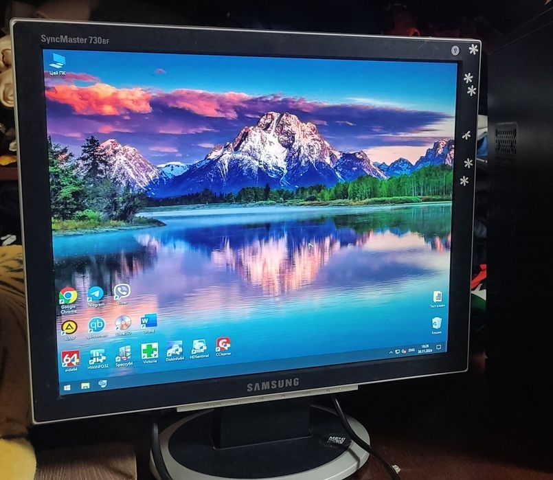 Монітор Samsung SyncMaster 730BF