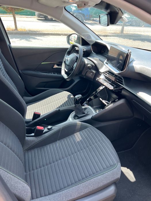 Peugeot 208 1.2 PureTech 75cv | 2024 | 32.000 km