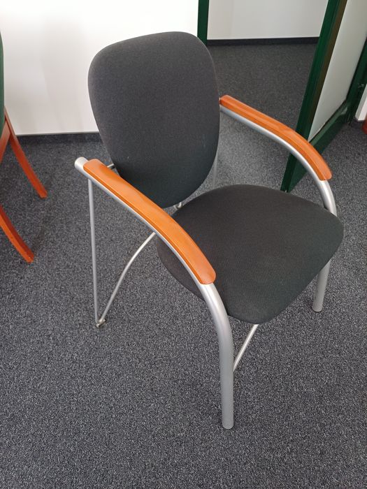 Krzesło biurowe jadalniane konferencyjne