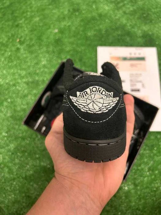 Jordan 1 Retro Low OG SP Travis Scott Black Phantom R.38